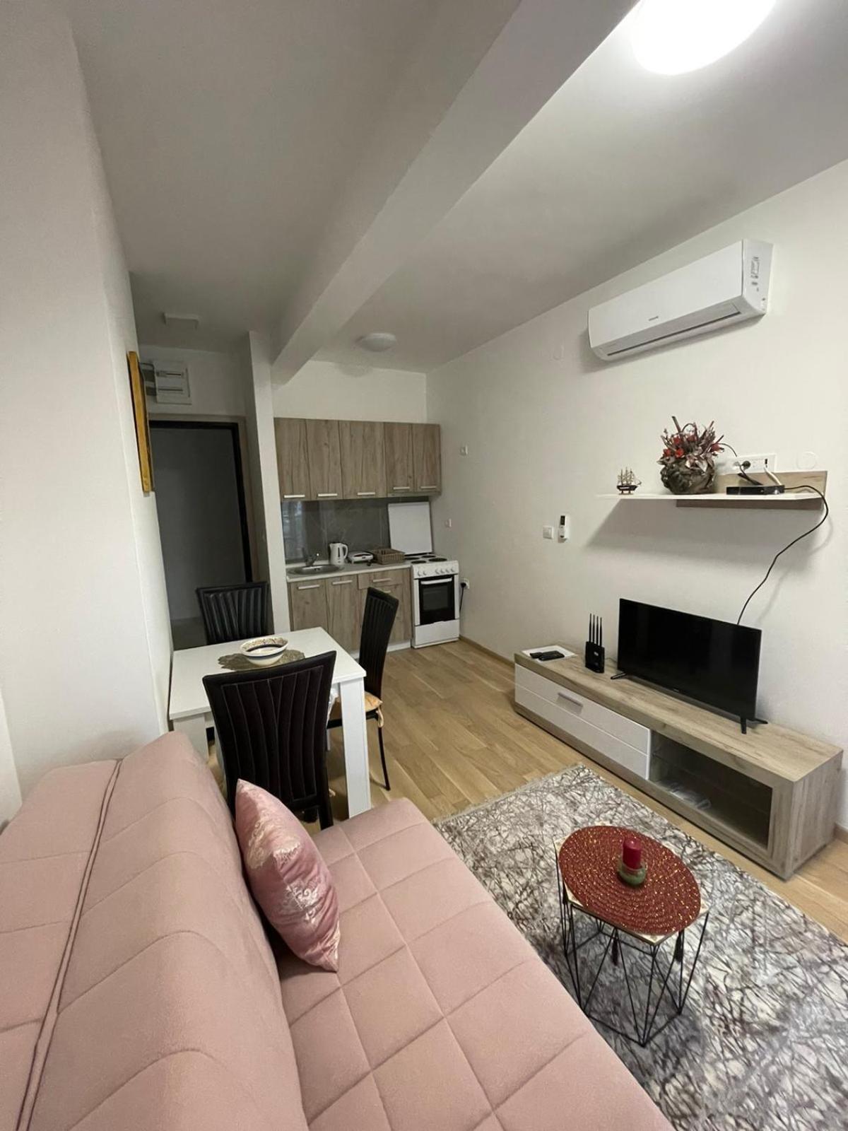 Ivona 1 Appartement Rafajlovići Buitenkant foto